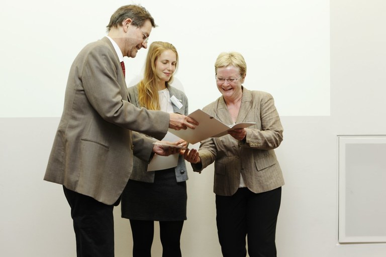 Frau Dr. Kießling, Vorstand Schering Stiftung, und HU-Präsident Prof. Dr. Olbertz