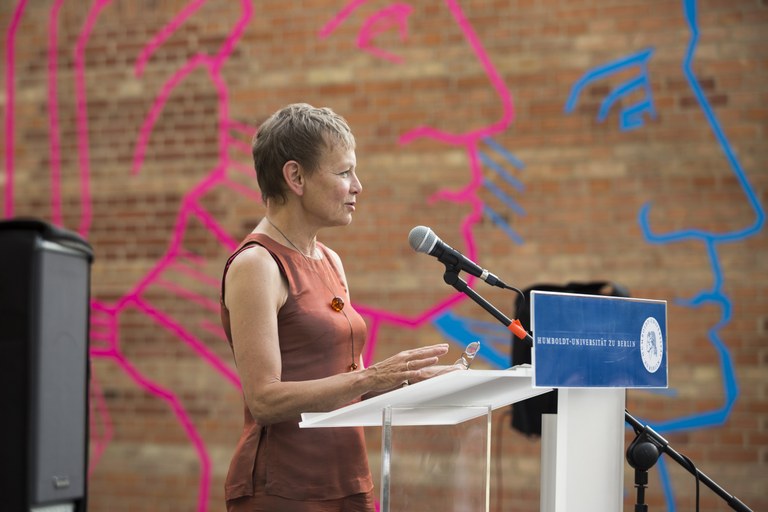 Prof. Dr.-Ing. Dr. Sabine Kunst