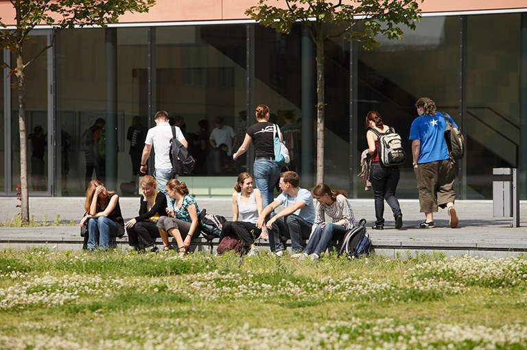 humboldt_info_sose2022_heyde.jpg