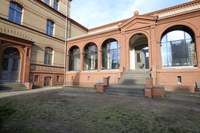 Standort für das Berliner Institut für Islamische Theologie und Institut für Katholische Theologie 