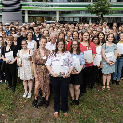 Gruppenbild der Humboldt-Stipendiat:innen 2019/2020