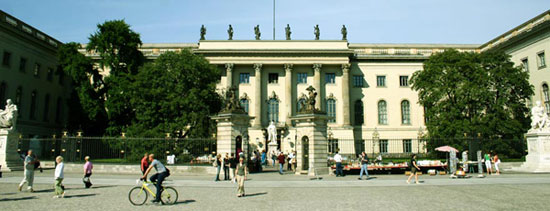 hu-frontal-kleiner.jpg