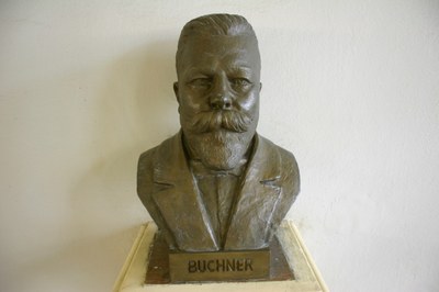 Büste von Eduard Buchner