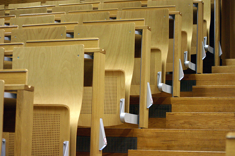 20060513 Sitzreihen im Hörsaal ESZ Foto  ©HU Berlin 3 kl