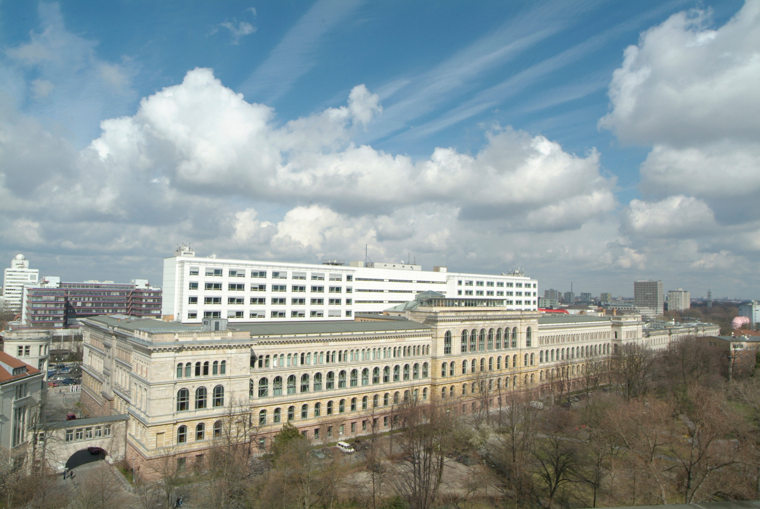 Hauptgebäude der Technischen Universität Berlin © TU Berlin Dahl