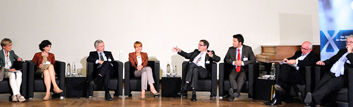 Podiumsdiskussion