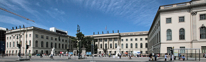 Hauptgebäude HU Front  002 (Prusowski) breit