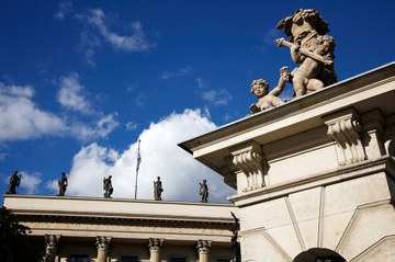Das Hauptgebäude der HU