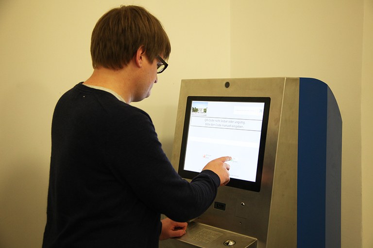 20161221 Campus Card Terminal im HG Foto Martin Ibold HU Berlin 4