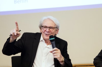 Karl Max Einhäupl