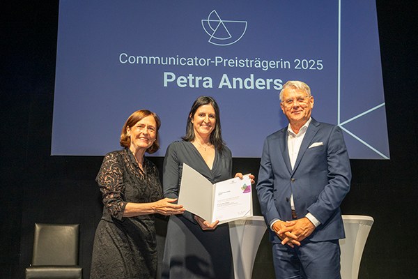 DFG-Jahresversammlung-2025-Foto-T-Panzau-180.JPG Verleihung Communicator Preis