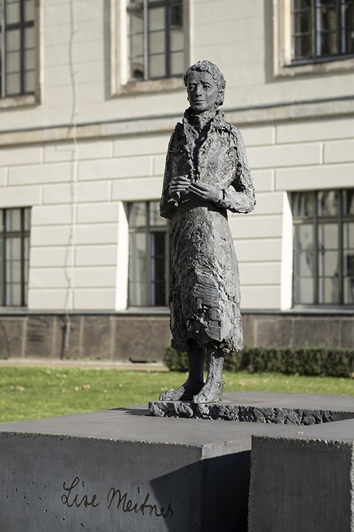 IG_hu20mh_meitner_denkmal_DSF9110-klein.jpg