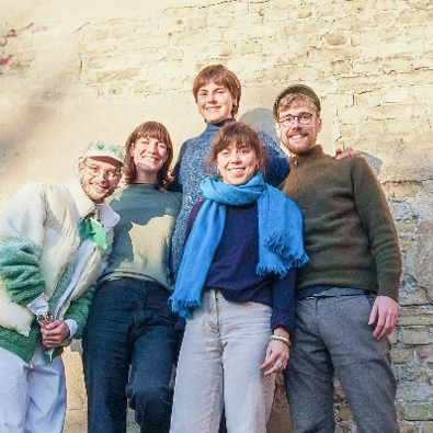 Gruppenfoto.png