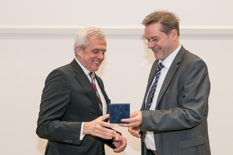 Überreichung der Humboldt-Universitäts-Medaille