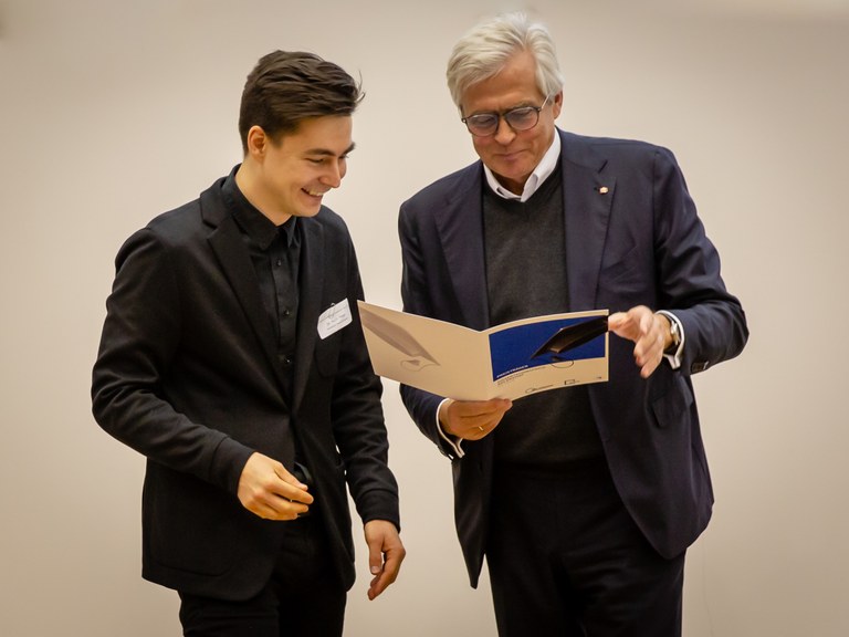 Preisverleihung an Dr. Martin Maier