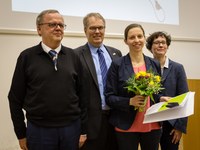 Prof. Rademann, Prof. Panne, Preisträgerin Dr. Fischer und Dr. Emmerling