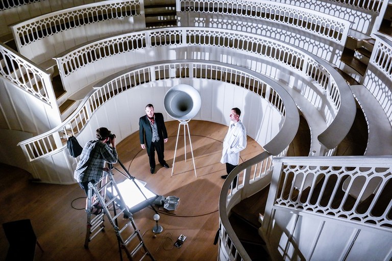 Jan Peter Sonntag SINUS Tieranatomisches Theater Jan Peter Sonntag SINUS Tieranatomisches Theater