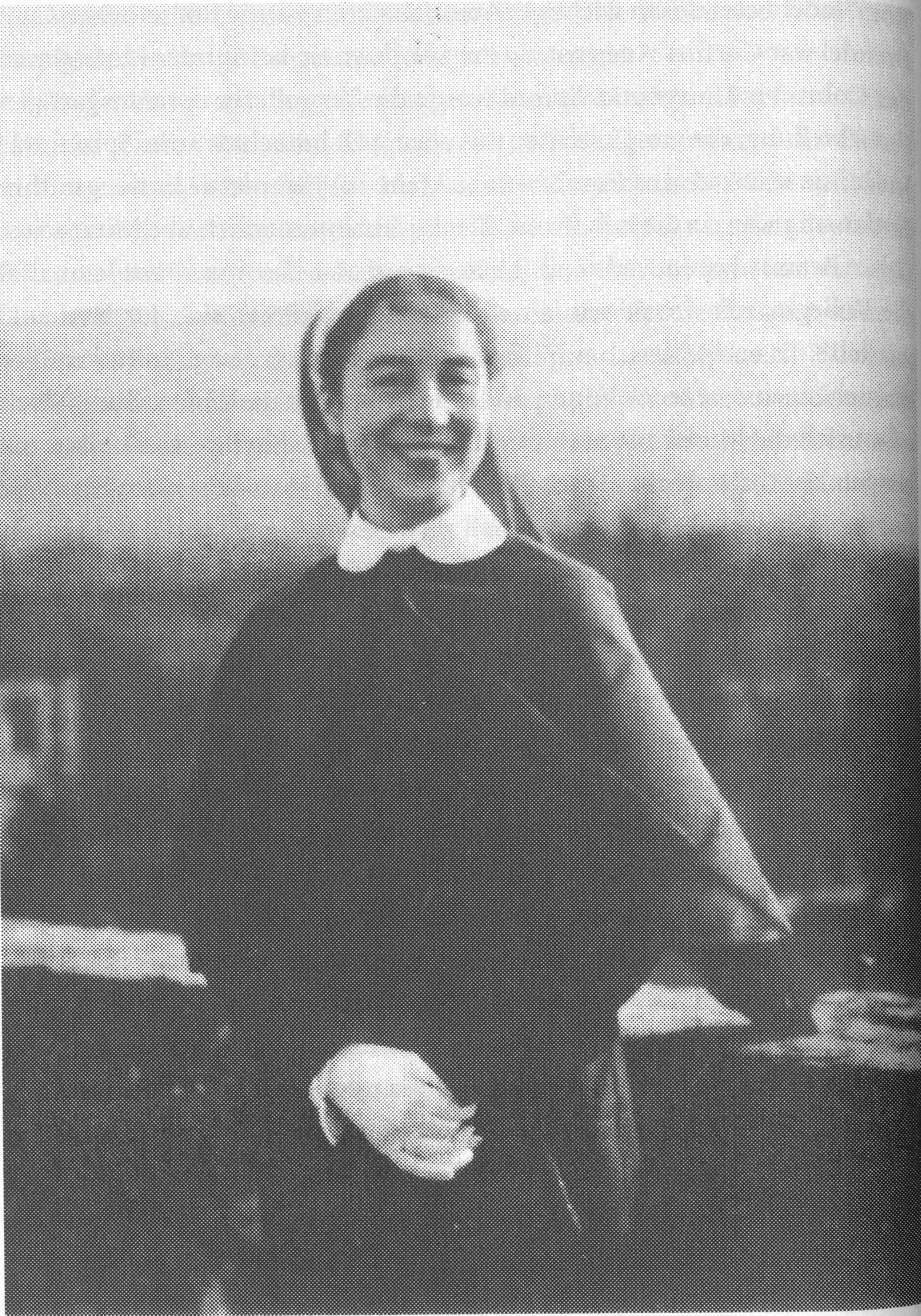 Anneliese Riess 1937 in Schwesternuniform