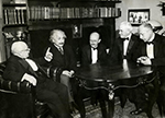 Nernst,_Einstein,_Planck,_Millikan,_Laue_in_1931.jpg