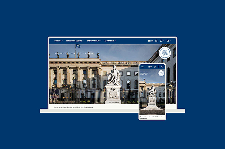 Die Grafik zeigt Mockups von einem Laptop und einem Smartphone, auf denen die Startseite der neuen Website geöffnet ist.