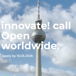 Schriftzug vor Fernsehturm