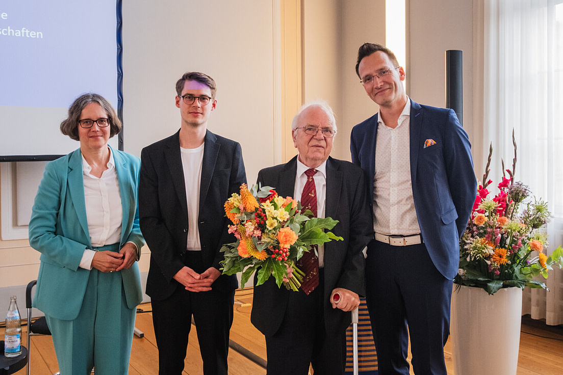 hu-medaille_schroeder_20250707_stefan_klenke-6068