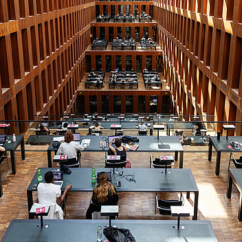 Students at the Grimm Centre